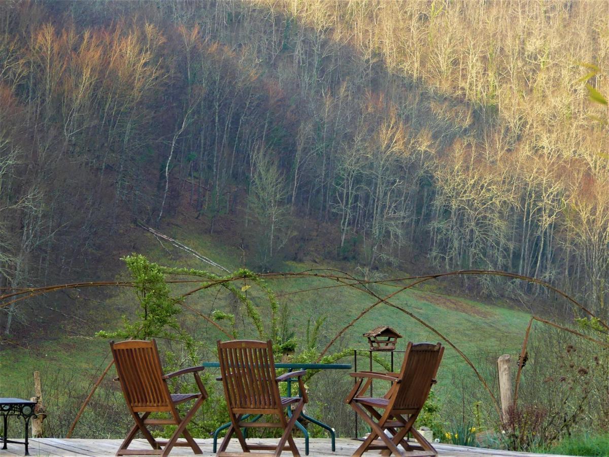 Source Nature Mas-d'Azil Esterno foto